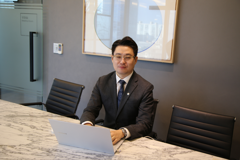 포천성범죄전문변호사 성범죄 사건 의뢰인 사건 초기 단계 신속 정확 대응 강조