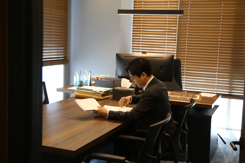 관악구준강간변호사 이세환 옆모습 실제 사진